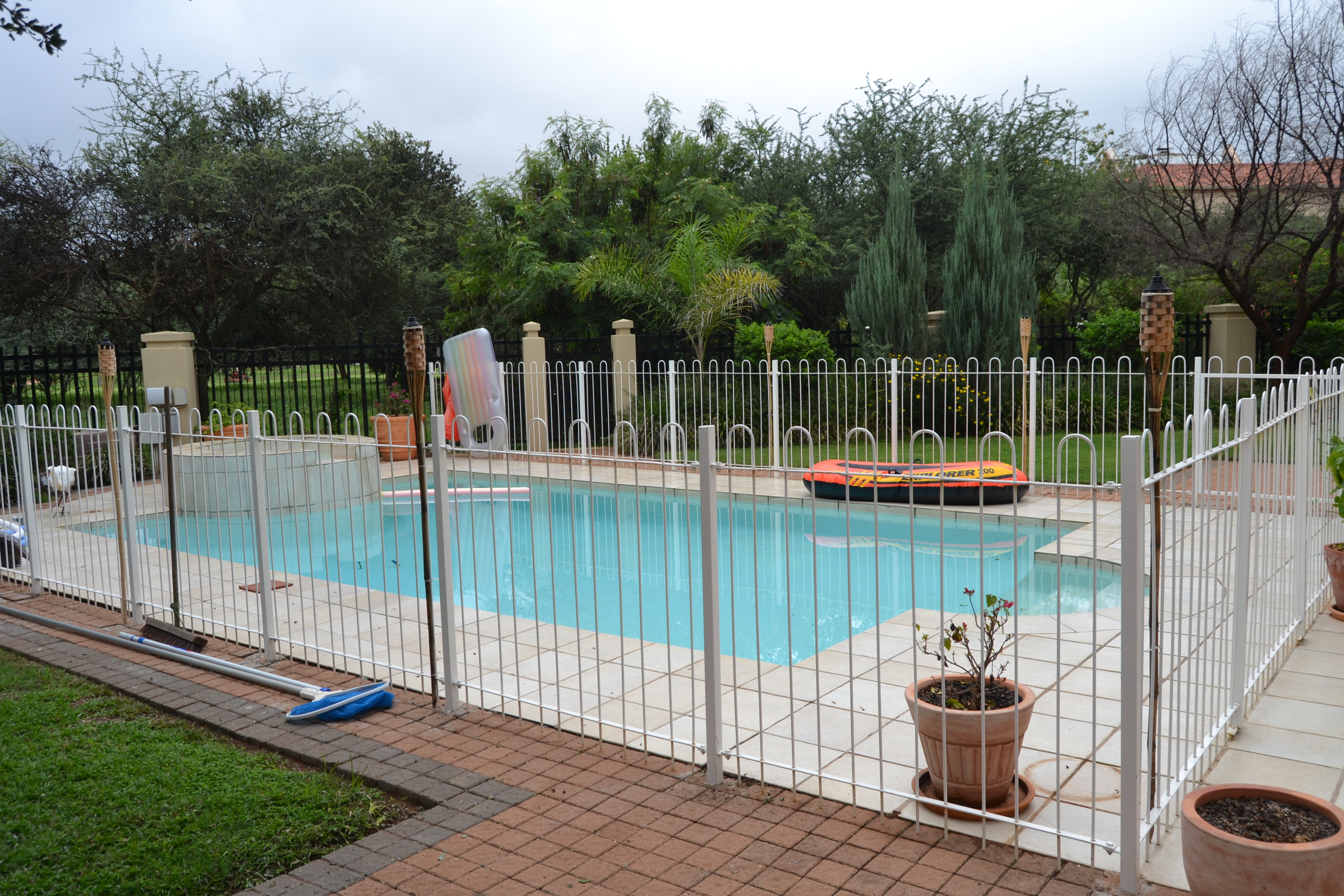 Swimming Pool Fencing Manase